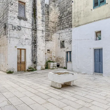 Andrea's Luxury Climatizzata Con Vasca Idromassaggio Nel Centro Storico Apartment Presicce
