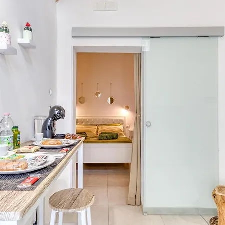 Apartamento Andrea's Luxury Climatizzata Con Vasca Idromassaggio Nel Centro Storico *