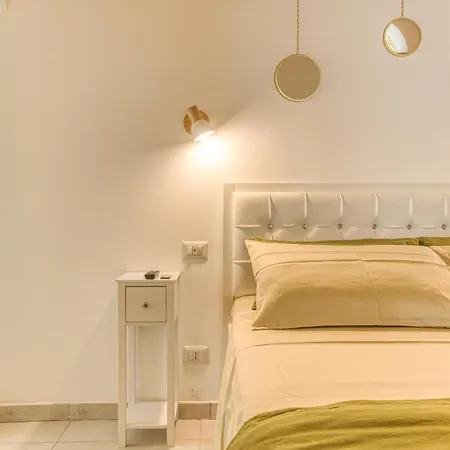 Andrea's Luxury Climatizzata Con Vasca Idromassaggio Nel Centro Storico *