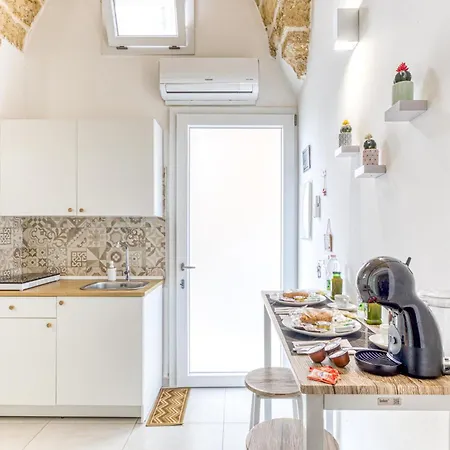 Διαμέρισμα Andrea's Luxury Climatizzata Con Vasca Idromassaggio Nel Centro Storico