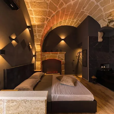 Apartment Andrea's Luxury Climatizzata Con Vasca Idromassaggio Nel Centro Storico