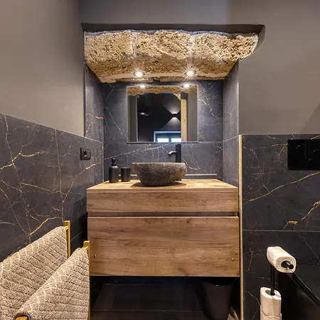 아파트 Andrea's Luxury Climatizzata Con Vasca Idromassaggio Nel Centro Storico *