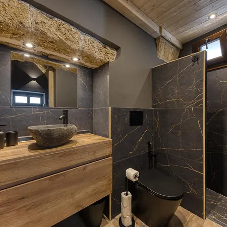 Andrea's Luxury Climatizzata Con Vasca Idromassaggio Nel Centro Storico