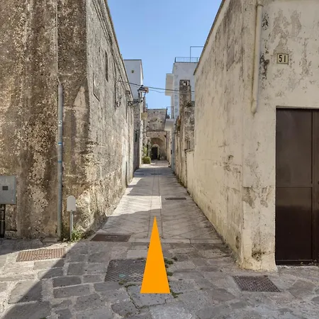 Andrea's Luxury Climatizzata Con Vasca Idromassaggio Nel Centro Storico Apartment Presicce