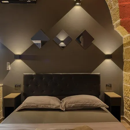 Andrea's Luxury Climatizzata Con Vasca Idromassaggio Nel Centro Storico 아파트