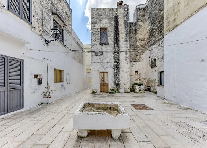 Andrea's Luxury Climatizzata Con Vasca Idromassaggio Nel Centro Storico Appartement *