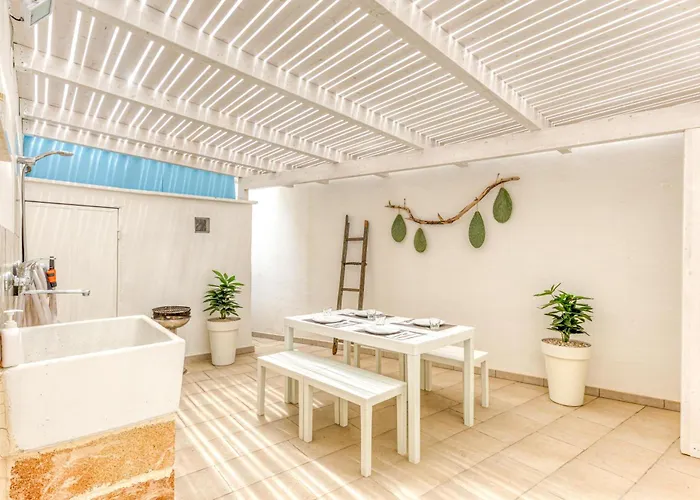 Andrea's Luxury Climatizzata Con Vasca Idromassaggio Nel Centro Storico Apartment *