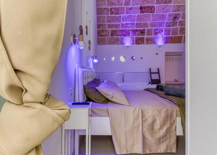 Apartment Andrea's Luxury Climatizzata Con Vasca Idromassaggio Nel Centro Storico Presicce